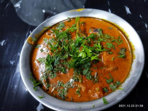 Mad på resortet eller i nærheden