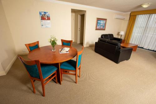 Zona de estar de Springwood Tower Apartment Hotel