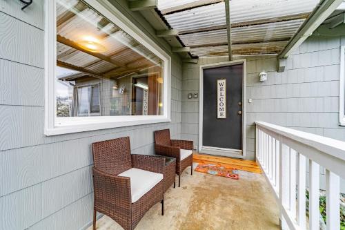 Gog and Pop's Place – Photos 2