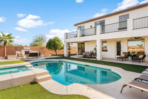 Luxe Golf-Course View Haven