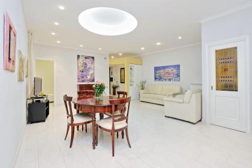 Luxury 2 bed Flat - Close to Vatican