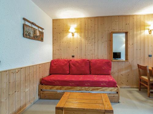Appartement Valmorel, 2 pièces, 5 personnes - FR-1-356-191にあるシーティングエリア
