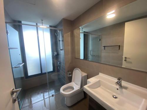 A bathroom at Teega Suites, Puteri Harbour, Iskandar Puteri