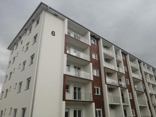 Foto de la galería de Apartmani ANTEL 5 en Banja Koviljača