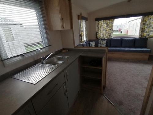 Gallery image of 69R Seawick 2 Bedroom Caravan . New for 2022 in Saint Osyth