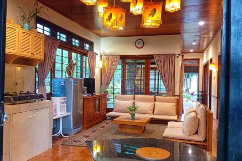Dapur atau dapur kecil di Designer Villa Tokyo