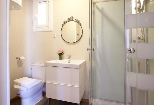 Centric Apartment El Molino Theater p1