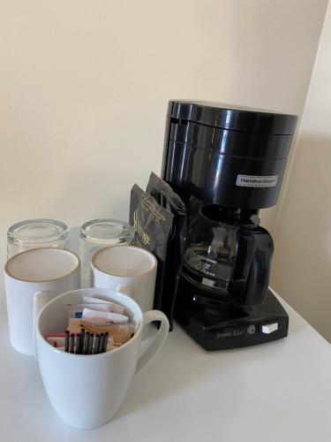 Kavos ir arbatos ruošimo rinkinys apgyvendinimo įstaigoje Mountain View Motel