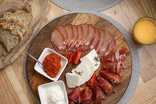 Jídlo v apartmánu nebo okolí