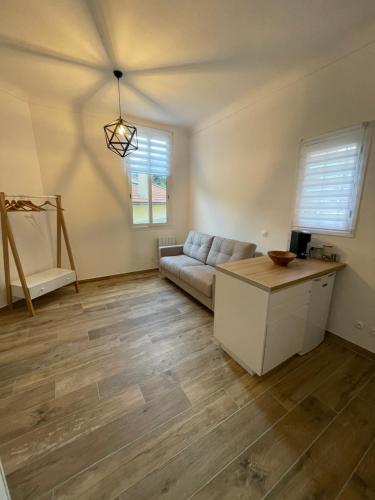 Χώρος καθιστικού στο Monaco Cosy Studio