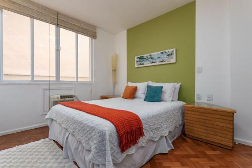 Ένα ή περισσότερα κρεβάτια σε δωμάτιο στο Acolhedor em Copacabana - Perto da praia - CL103 Z2
