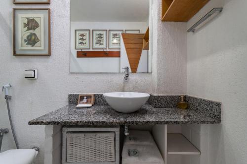 Ένα μπάνιο στο Acolhedor em Copacabana - Perto da praia - CL103 Z2