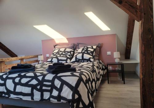 Cosis Colmar - 2 Chambres - 4 Pers - Duplex - Parking - Wifi