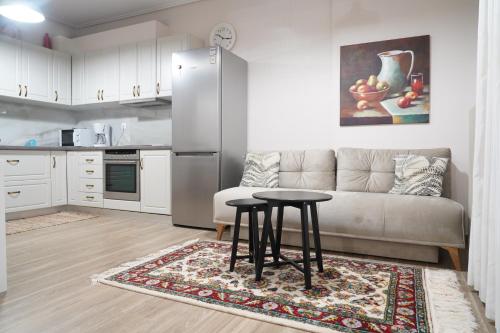 Larissa Downtown Apartment With Parking