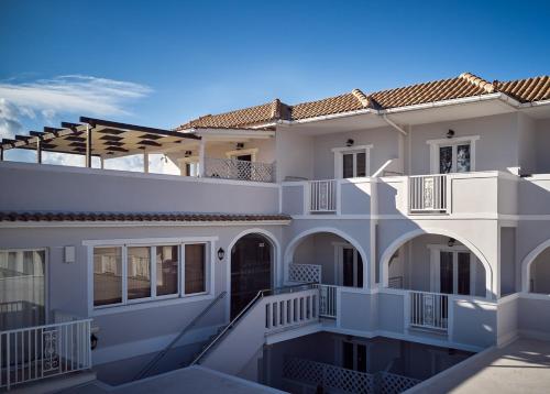 Nemesis Aparthotel