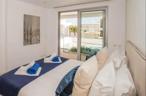 ZENTUNI Ocean front
