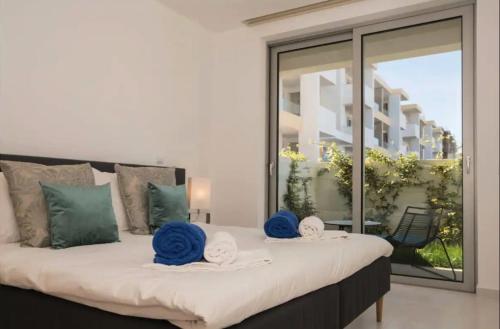 ZENTUNI Ocean front