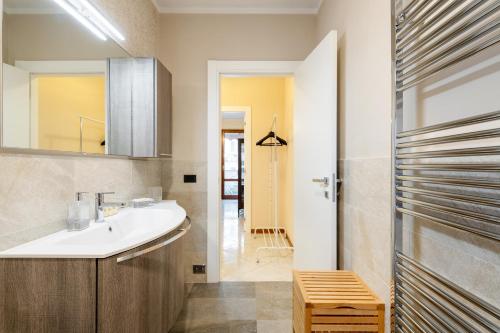 Ένα μπάνιο στο Comfortable Flat with Terraces