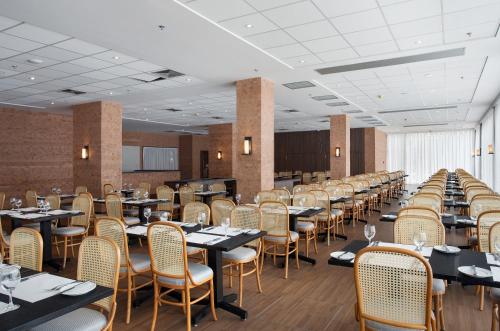 Restaurace v ubytování Windsor Tower Hotel