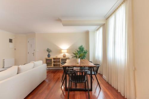 AkomodaT en apartamento en el centro de Bilbao con parking
