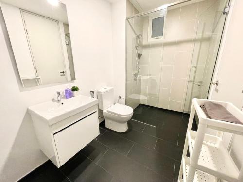 Vonios kambarys apgyvendinimo įstaigoje UNA Serviced Apartment by Moka
