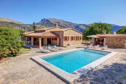 Villa Varitx Cerda by Sealand Villas