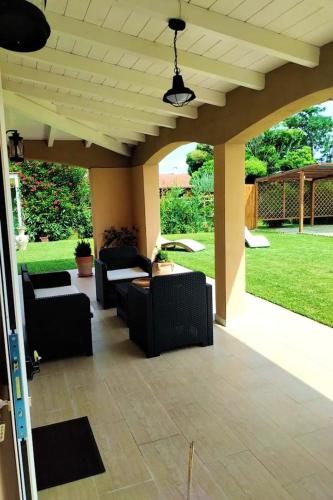 2 bedrooms house with furnished terrace and wifi at Pescia Romana 3 km away from the beach