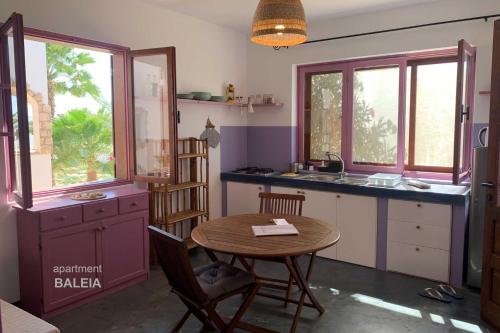 Dapur atau dapur kecil di BookingBoavista - Apartments