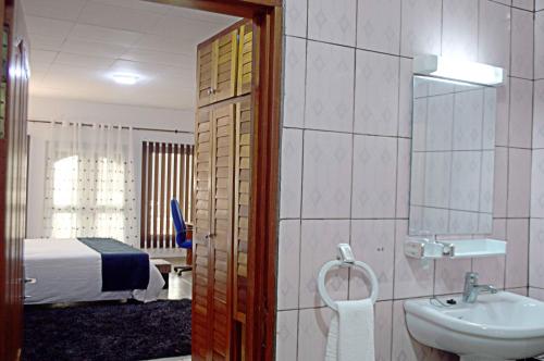Gallery image of BAOBAB LODGE in Douala