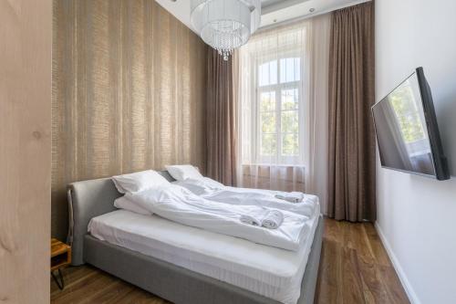 Luxury Dream Home at The Basilica 3BR/2BATH 1065 Budapest, 17 Bajcsy-Zsilinszky út kép - 3