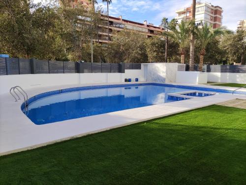 Piscina en o cerca de Loft Lyon (Playa San Juan)