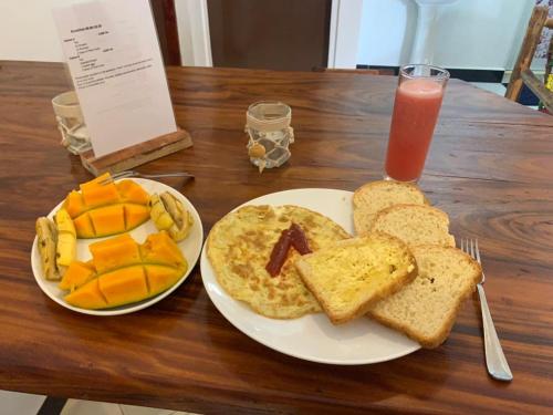 Pilihan sarapan tersedia untuk tetamu di SawaSawa Lodge Paje