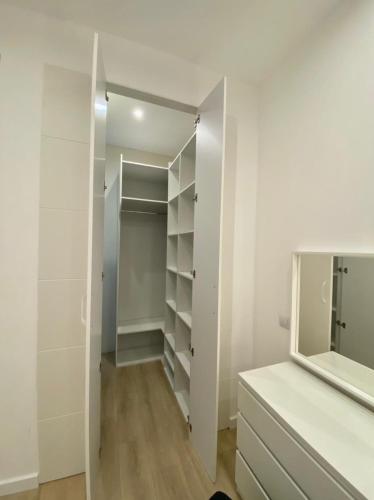 Gambar di galeri bagi VIP apartment in Odessa di Odessa