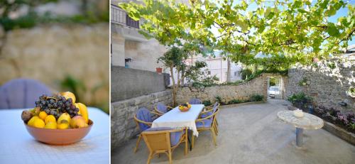 Gambar di galeri bagi Stone house Dobrota,FREE PRIVATE PARKING di Kotor