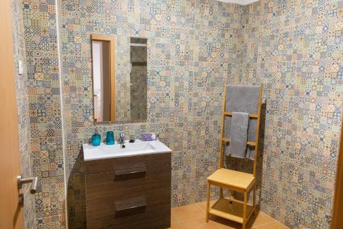 Ένα μπάνιο στο AlvorKiteCenter Guesthouse