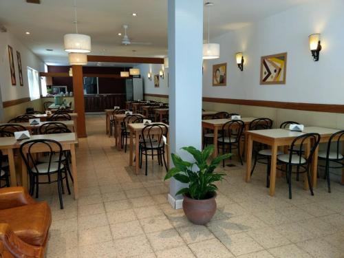 Restaurace v ubytování Hotel Corales