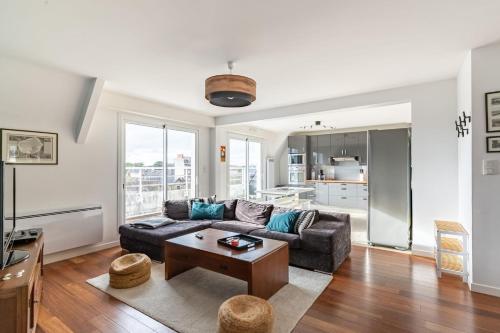 Superb Apt With Balcony And Nice View – Photos 2