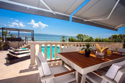 Beachfront Villa Draga with 32sqm private, heated pool, 4 bedrooms, sea view
