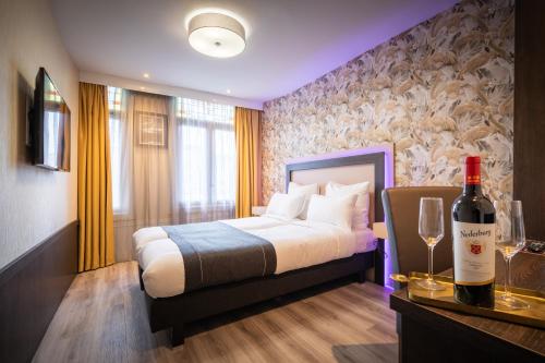 Hotel Oscar Image