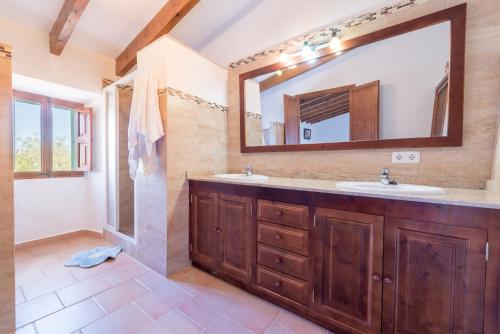 Vannituba majutusasutuses Finca Can Pereta by Mallorca House Rent