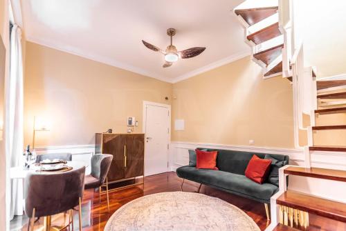 Duplex with private rooftop & view on San Juan church by REMS