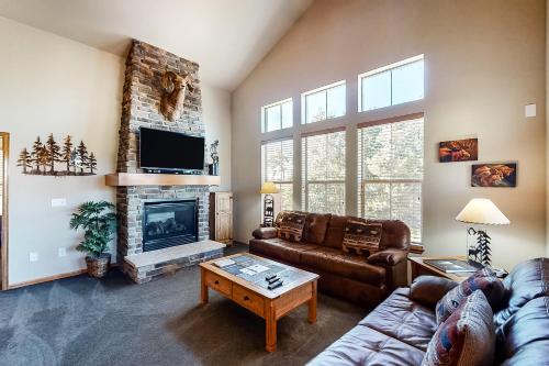 Saddle Horn Hideaway – Photos 2