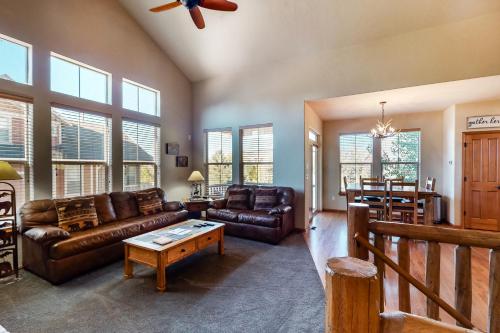 Saddle Horn Hideaway – Photos 3