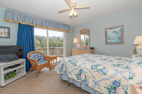 Gallery image of Pine Knoll Townes in Pine Knoll Shores