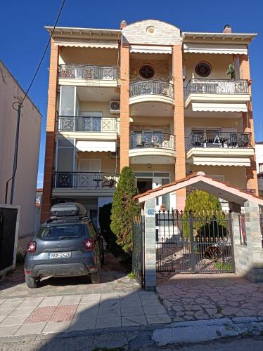 Gambar di galeri bagi DESPOINA APARTMENT with garden di Néa Michanióna