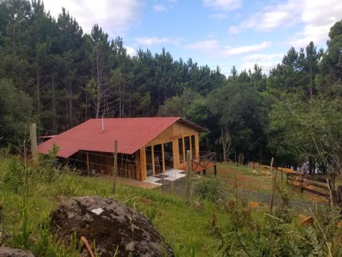 Landskap semula jadi dekat dengan chalet