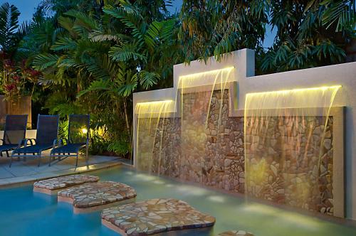 Bazén v ubytování Shantara Resort Port Douglas - Adults Only Retreat nebo v jeho okolí