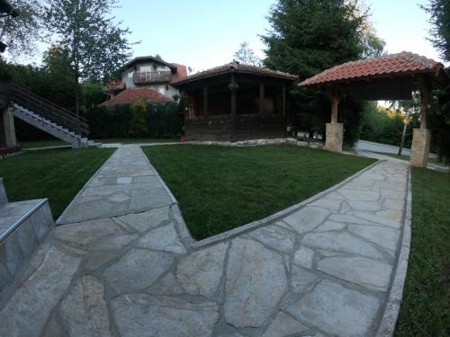 Κήπος έξω από το Vila Jovanka Zlatibor