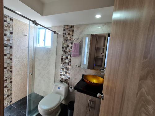 Gallery image of Confortable apartamento en conjunto Puerto Azul Club House in Ricaurte