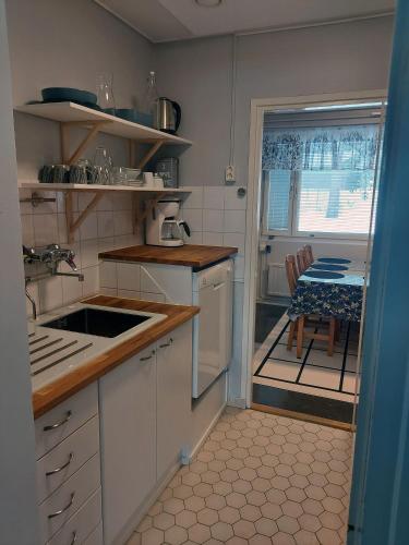 Dapur atau dapur kecil di Guest House Vanttaus